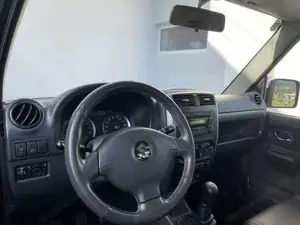 Suzuki Jimny Bild 5