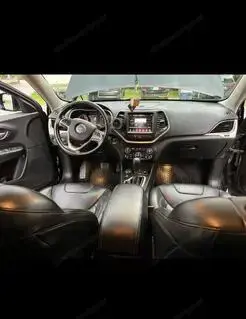 Jeep Cherokee Bild 2