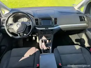 VW Sharan 2.0 Tdi in gutem Zustand Bild 5