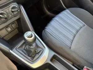 Mazda 2 2015 Bild 13