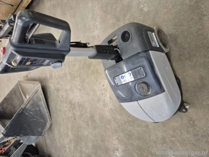 Scheuersaugmaschine Bild 2