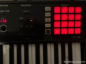 Roland FA 06 workstation synthesizer Bild 3