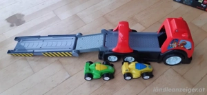 Spielauto inklusive 2 F1 autos Bild 2