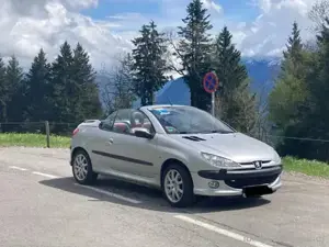 Peugeot 206 CC   Cabrio mit Hardtop, gepflegt  unfallfrei Bild 3