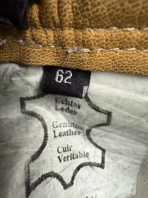 Lederhose wie NEU, Gr. 62 Bild 2