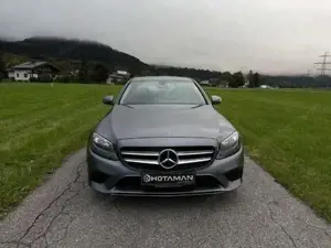 Mercedes-Benz C 180 Bild 11