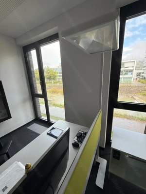 ZUMTOBEL Stehlampe (dimmbar) Höhe 197.  Bild 2