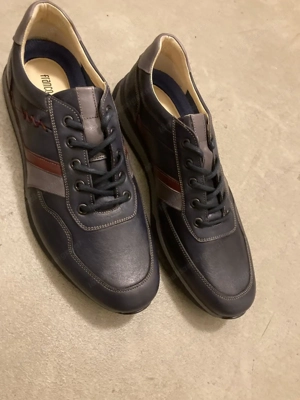 4 Paar Herrenschuhe Bild 4