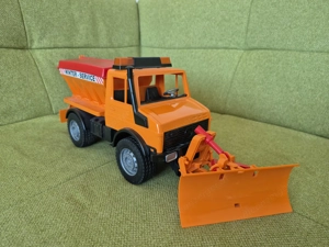 Bruder Unimog Winterdienst