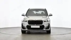BMW X1 xDrive23d M Sportpaket // Head-Up Display // DAB-Tuner Bild 3