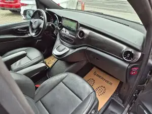 Mercedes-Benz V 220 Bild 20