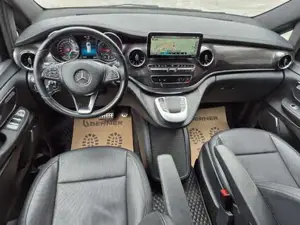 Mercedes-Benz V 220 Bild 17