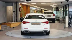 Mercedes-Benz C 220 Bild 8