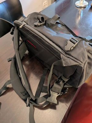 Rucksack schwarz rot Burton Bild 2