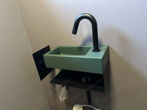 Handwaschbecken Clou Flush 3 Right Keramik - 36 cm mit offenem Unterschrank