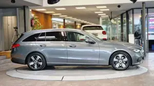 Mercedes-Benz C 220 Bild 11