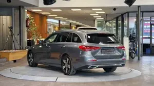 Mercedes-Benz C 220 Bild 8