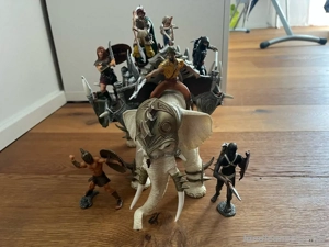 Schleich Kampfelefant mit Aufsatz, Reiter und Kämpfern Bild 2