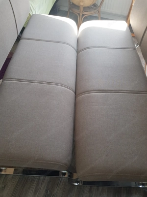 Sitzbänke mit Stoffüberzug