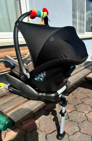 Maxi Cosi Easy Fix Auto Isofix Station mit Maxi Cosi Bild 3