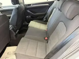 Volkswagen Passat Bild 9