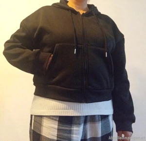 Pullover mit Zip und Kapuze Bild 4