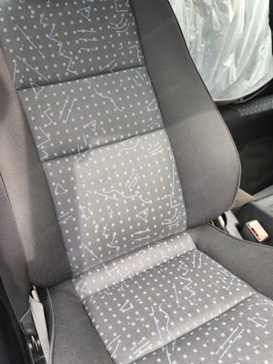 Mercedes Benz 200 D Bild 6