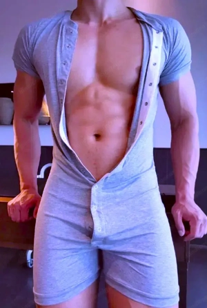 Pyjama-Treffen und Körperbeobachtung e-Massage