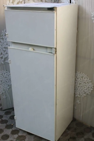 Siemens Kühlschrank mit Gefrierfach und Gemüselade Bild 3