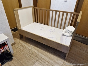 Babybett Gitterbett Kinderbett 140x70 cm Bild 2