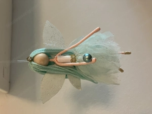 Elfe   Fee in Blau Weiß, Elfe mit Tüll zum hängen, H. 18 cm, Dekohänger Bild 5
