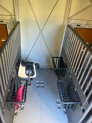 Bruder - Stall und Pferde (Reitturnier) Bild 5