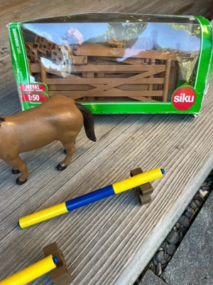 Bruder - Stall und Pferde (Reitturnier) Bild 6