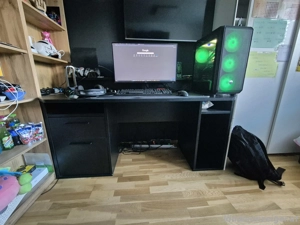 Gaming Tisch  Bild 3 Gaming Tisch  Bild 3
