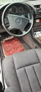 Mercedes 320 Youngtimer Bild 10