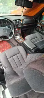 Mercedes 320 Youngtimer Bild 6