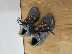 Lowa Halbschuhe, Gr. 29 wasserdicht Bild 2