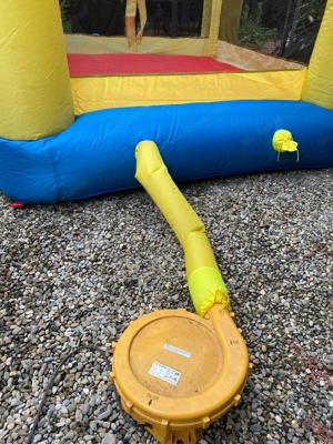 Hüpfburg mit Gebläse Bild 2