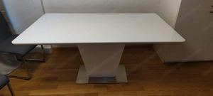 Stühle + Tisch Bild 3