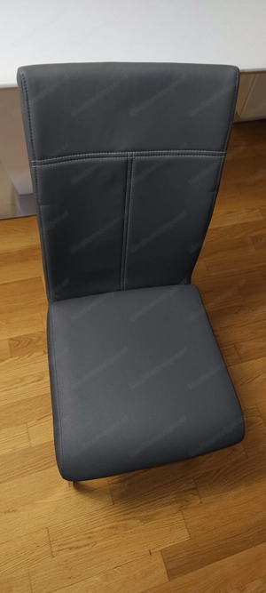 Stühle + Tisch Bild 5