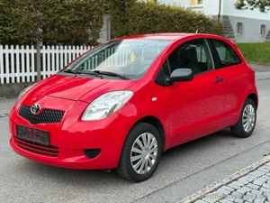 Toyota Yaris 1.0 VVT-i Bild 3