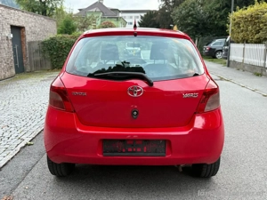 Toyota Yaris 1.0 VVT-i Bild 5