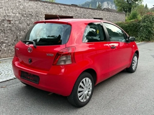 Toyota Yaris 1.0 VVT-i Bild 6