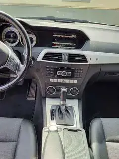 Mercedes-Benz C-Klasse Bild 6