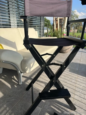 Originelle Regiestühle klappbar mit Stehtisch Bild 2