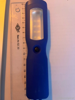 Taschenlampe blau neu