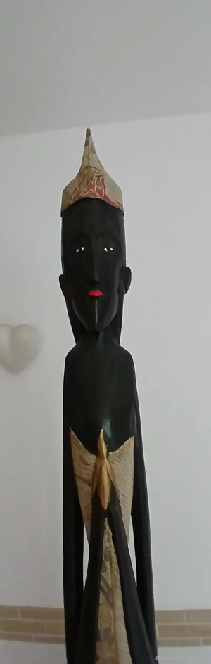 Holzfigur groß  Bild 2