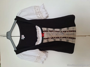 Trachtenbluse Bild 2