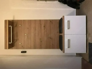 Garderobe mit Sitzfläche