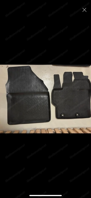 Auto Gummifußmatten - Toyota Yaris Cross Bild 2